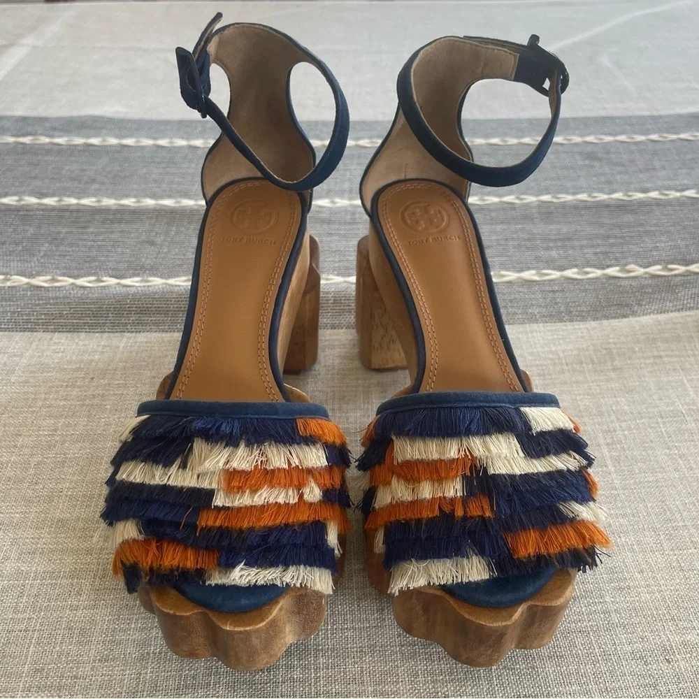 Tory Burch Alma Platform Sandals Heels Size 7 Fringe Suede Wooden Block Heel